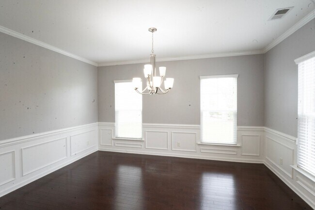 Building Photo - Coming Available!