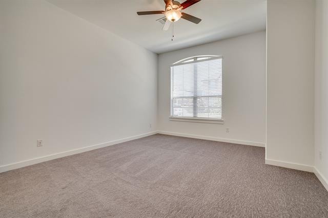 Building Photo - 1186 Lake City Ave