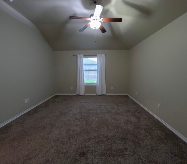 Building Photo - 7745 Corral Dr