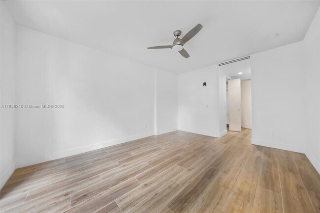 Building Photo - 3265 Bird Ave