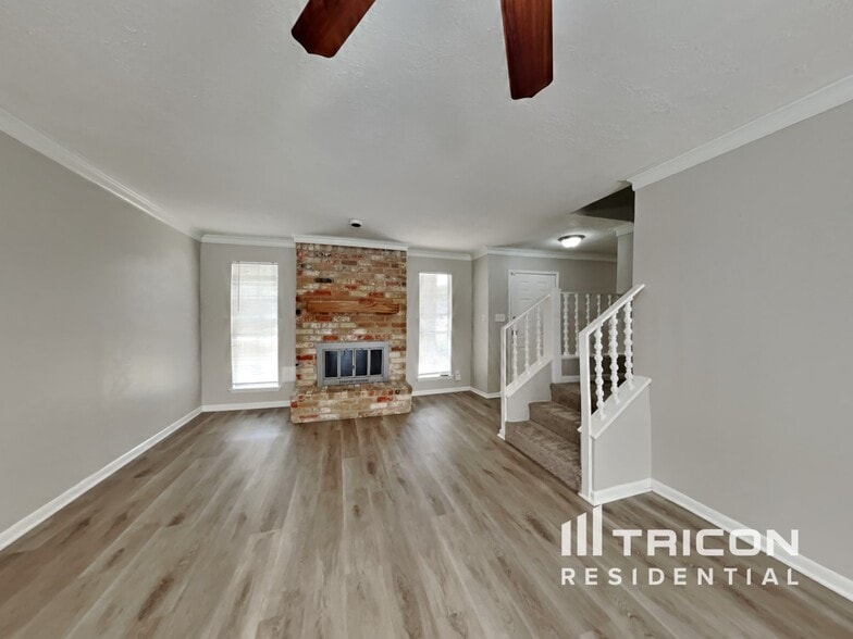 Building Photo - 24122 Spring Mill Ln