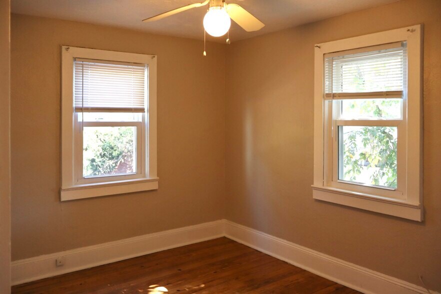 Building Photo - 37 Moran Ave