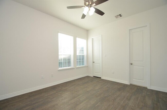 Building Photo - 6514 Fraser Pt Ct