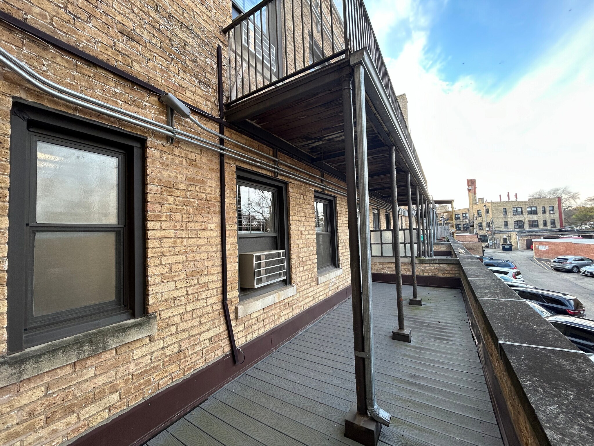 Building Photo - 730 Judson Ave