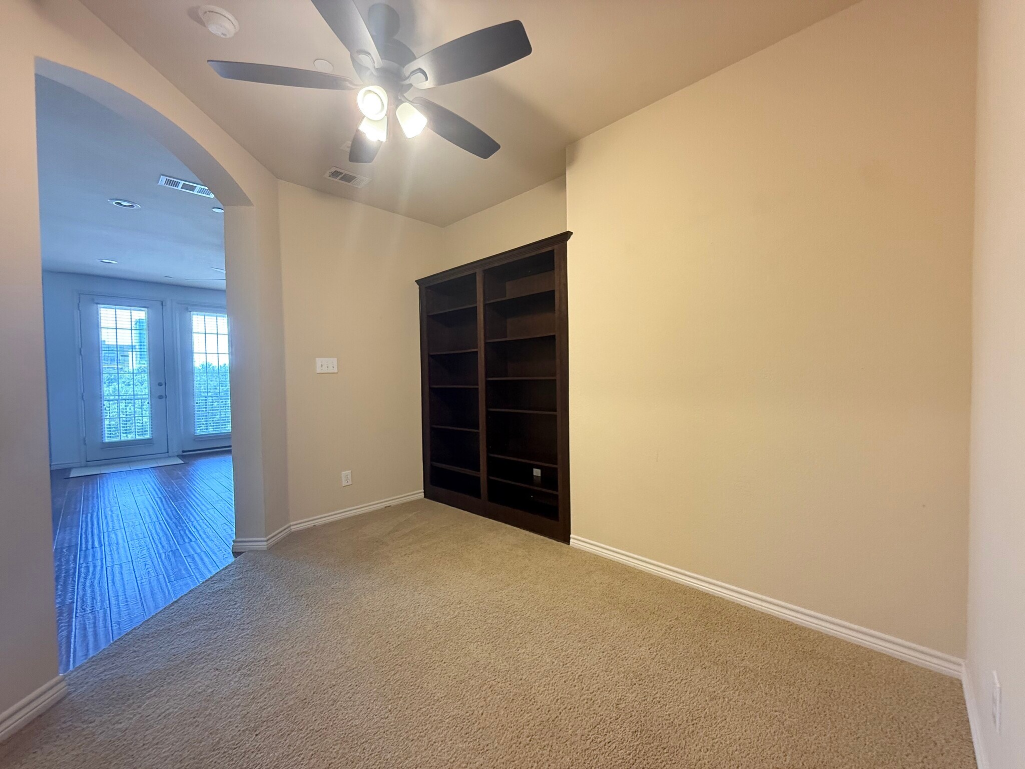 Building Photo - 950 Henderson St