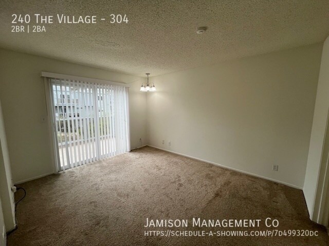 Building Photo - 240 The Vlg