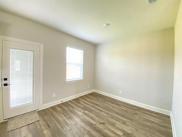 Building Photo - 700 Springhill Dr