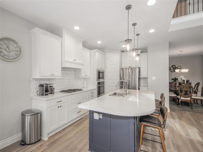 Building Photo - 4108 Emerson Cove Dr
