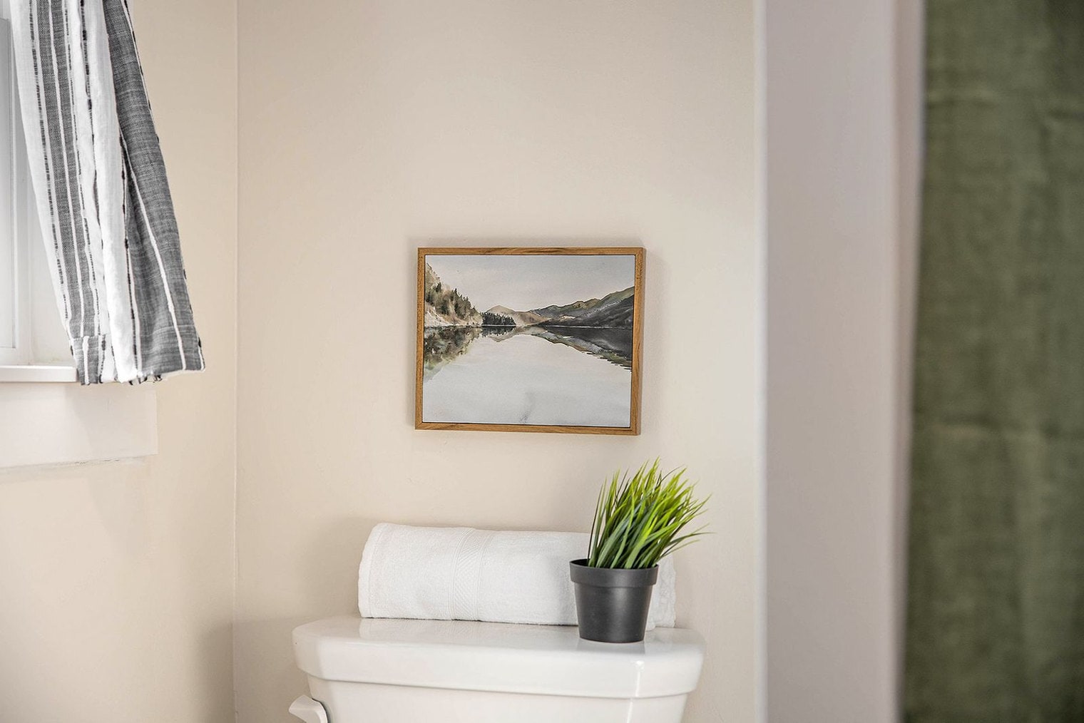 Building Photo - 37 Gold Ave NW