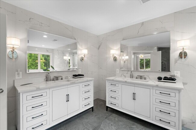Building Photo - Your New Home Awaits
