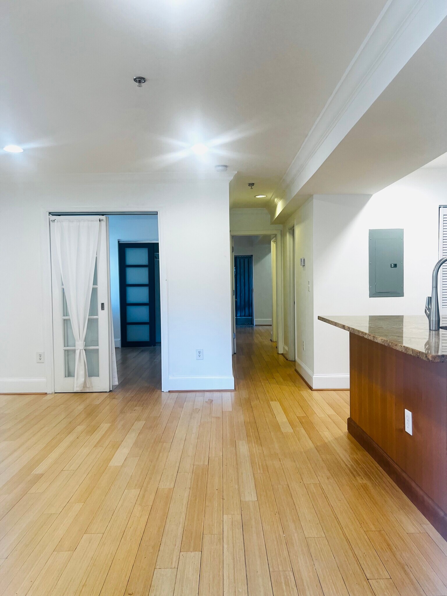 Building Photo - 1663 Newton St NW