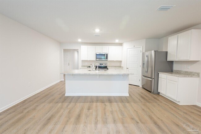 Building Photo - 975 Lovebird Ct