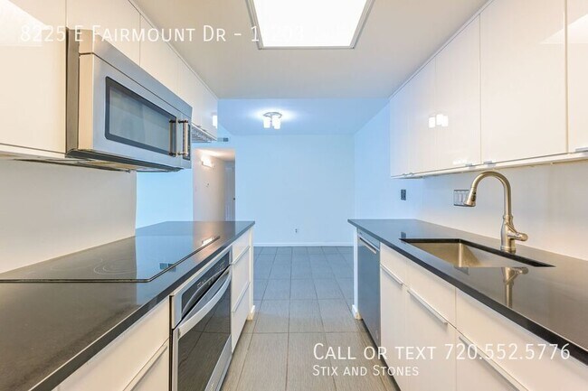 Building Photo - 8225 E Fairmount Dr