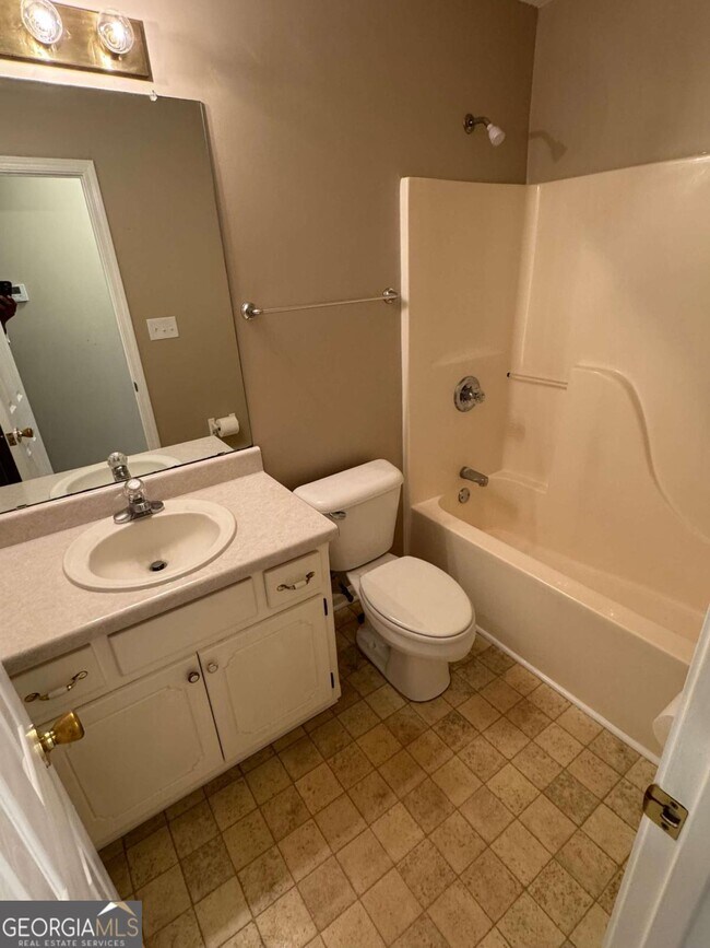 Building Photo - 55 Belmont Cir