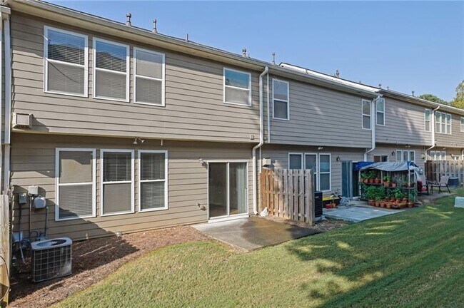 Building Photo - 1865 Ellison Lakes Ct