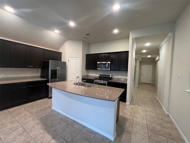 Building Photo - 25930 Haggard Nest Dr