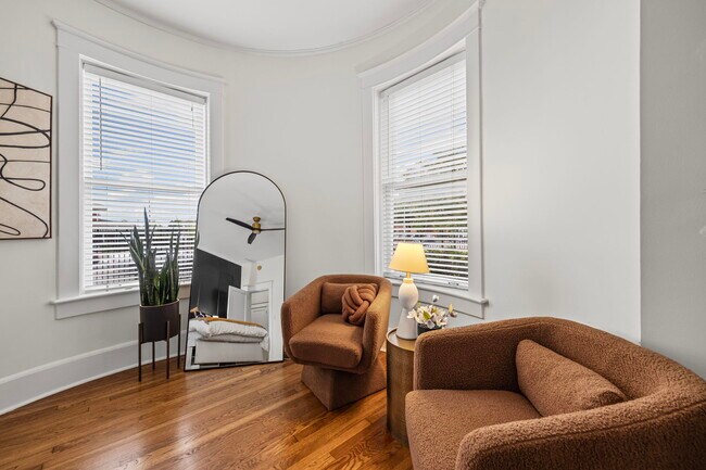 Building Photo - 1116 Poplar Ave