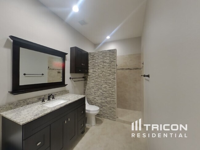 Building Photo - 13504 Red Ear Ct