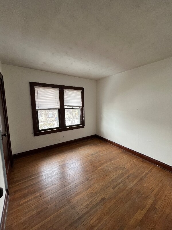 Building Photo - 244-246-246 W Pacemont Rd