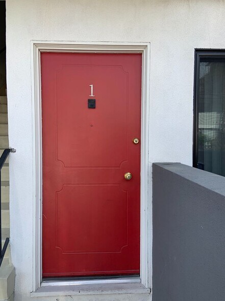 Building Photo - 3601 Keystone Av