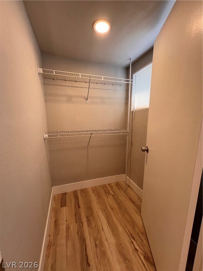 Building Photo - 2624 E Brady Ave