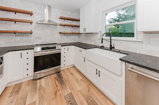 Building Photo - 188 W Kaanapali Ln