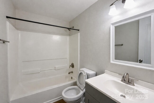 Building Photo - 5235 Swearngan Rd