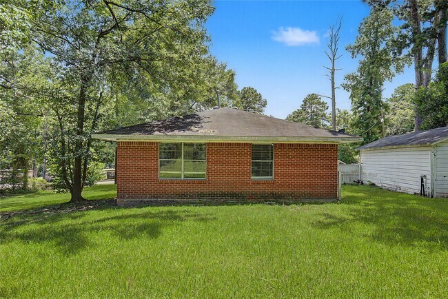 Building Photo - 802 Cline St