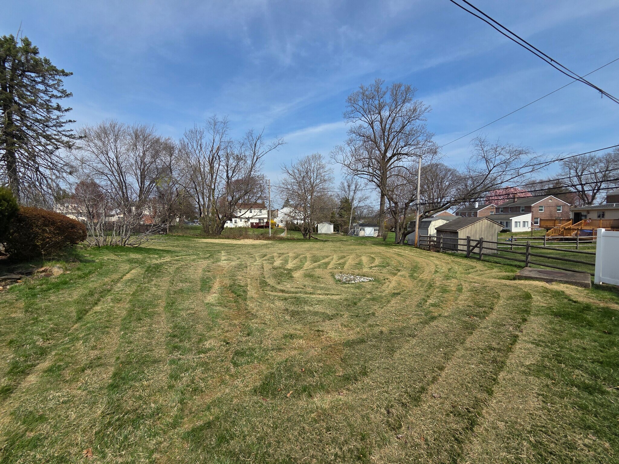 Building Photo - 811 Coppock Ln