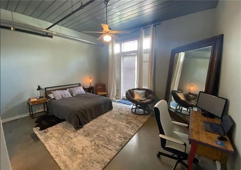 Building Photo - 572 Edgewood Ave SE