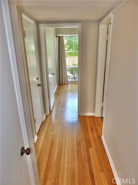 Building Photo - 617 Sandpiper Dr