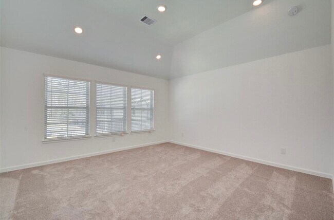 Building Photo - 598 Dry Fork Ln