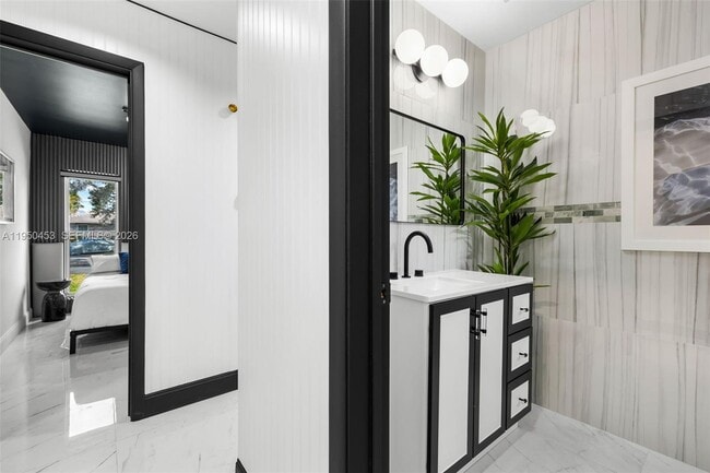 Building Photo - 10366 NW 15th St