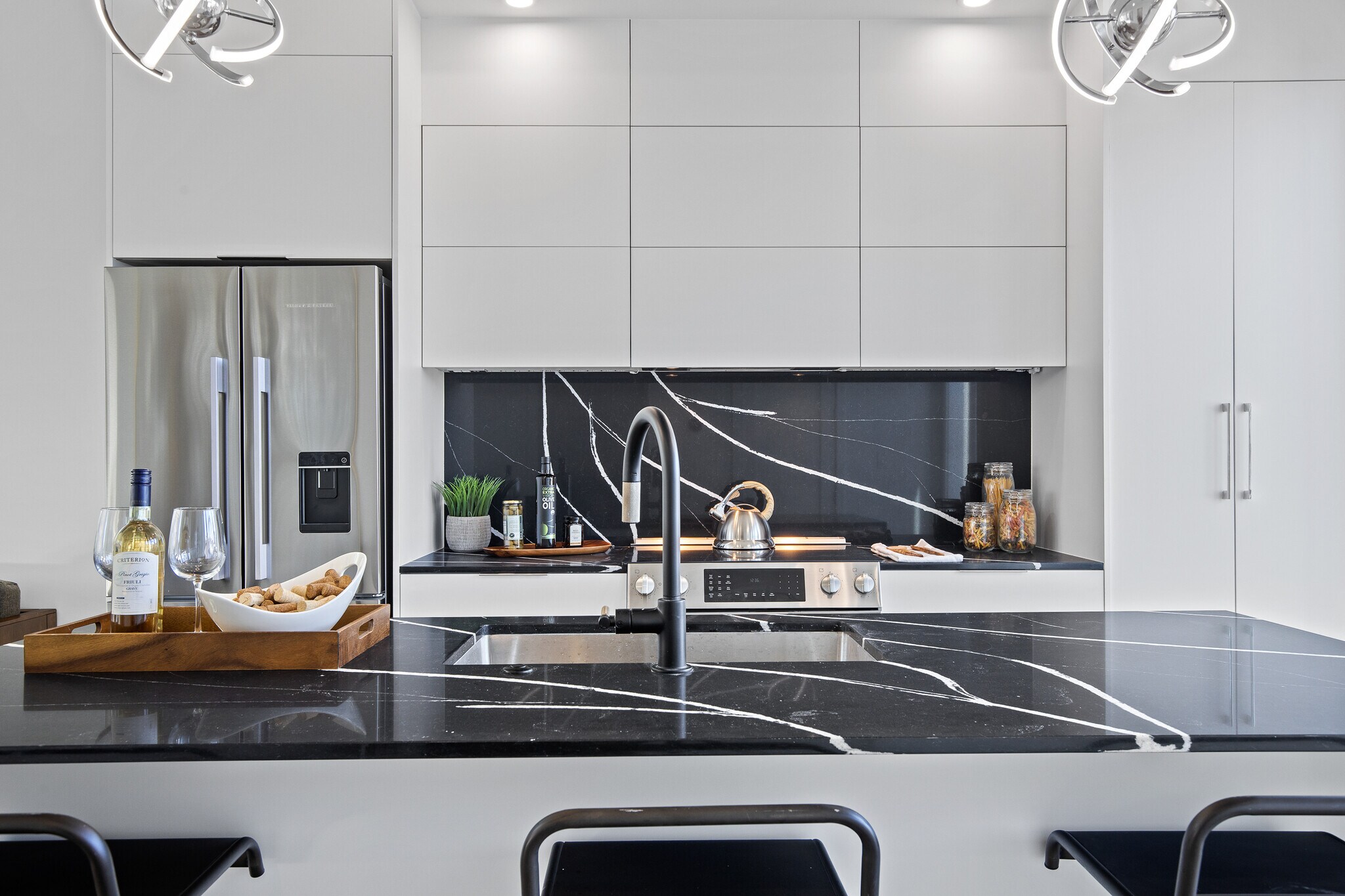 Kitchen - 808 13th St NE