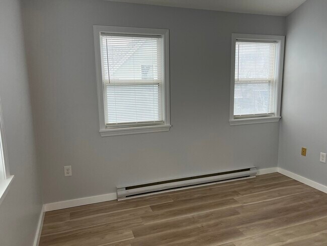 Building Photo - 135 Williams Ave
