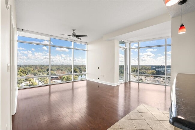 Building Photo - 101 S Eola Dr