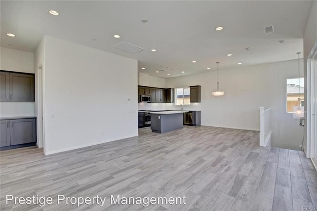 Building Photo - 2721 S El Camino Real