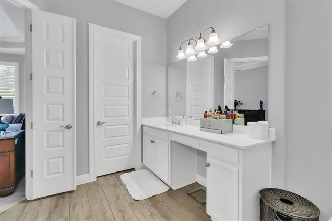 Building Photo - 16321 Horse Trap Ln
