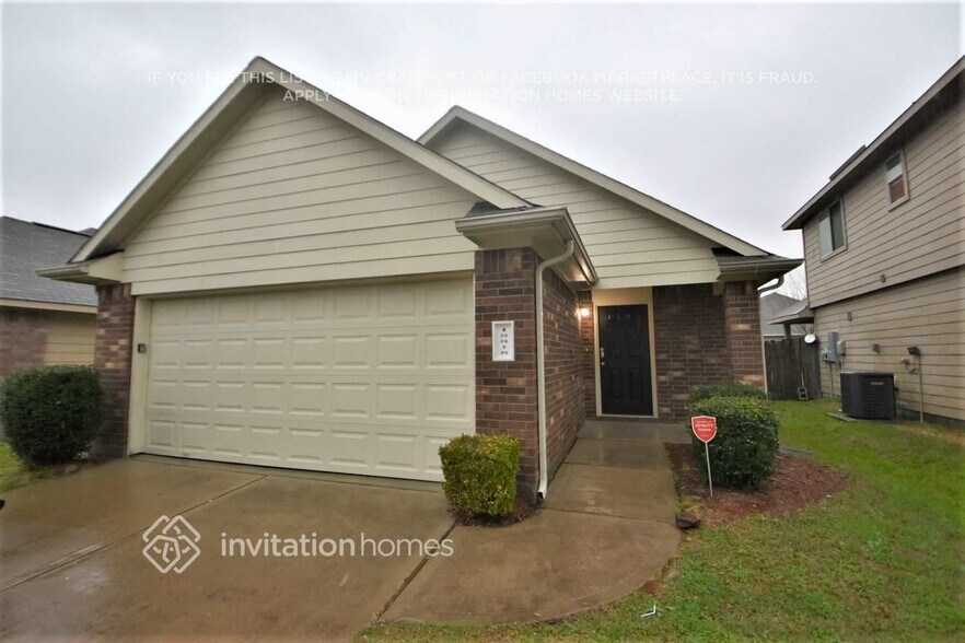 Primary Photo - 18818 N Lyford Dr