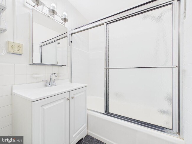 Building Photo - 2601 Pennsylvania Ave