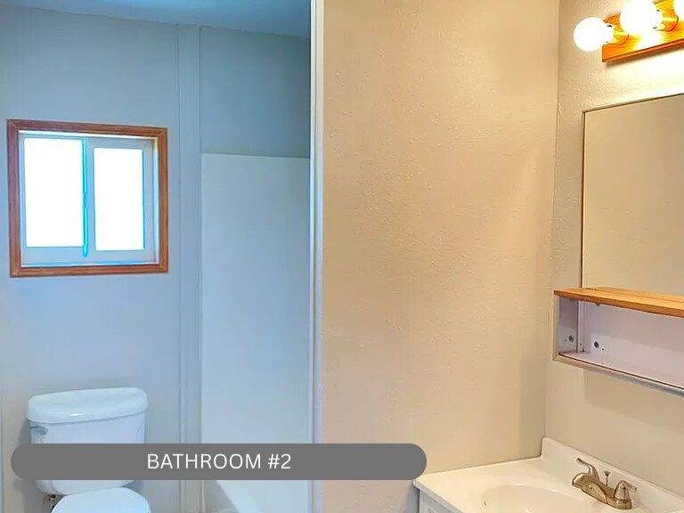 Building Photo - 10711 S Sprague St