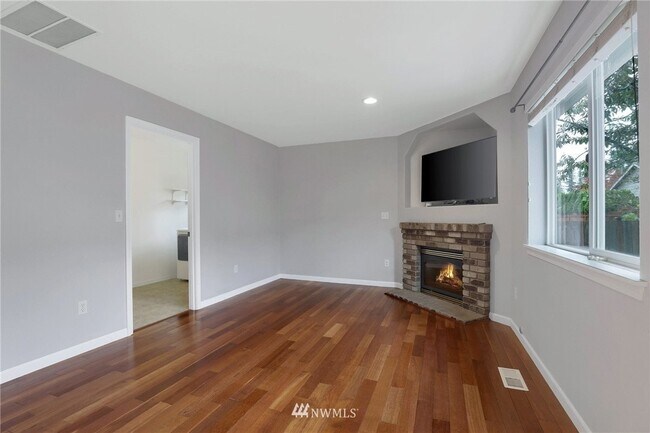 Building Photo - 27616 239th Pl SE