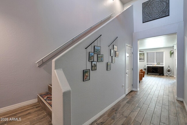 Building Photo - 615 E Portland St