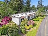 Building Photo - Beautiful 2-Bedroom, 2-Bath Condo in the Oakbrook Country Club Community
