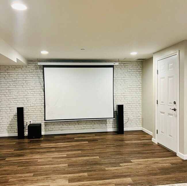 Building Photo - 1 Heartwood Wy