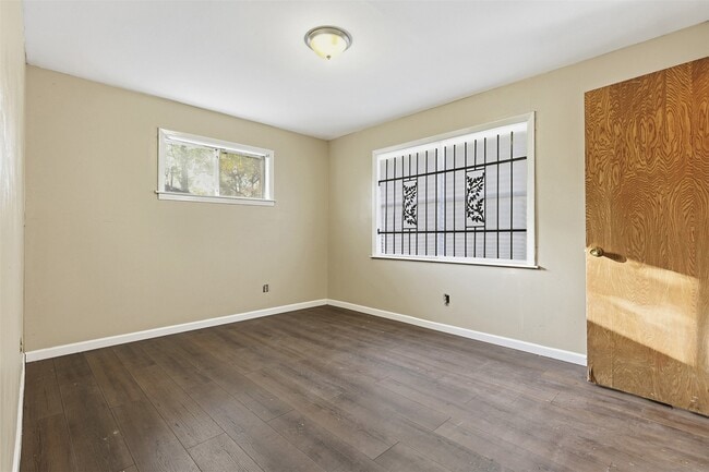 Building Photo - 5422 Styling Dr