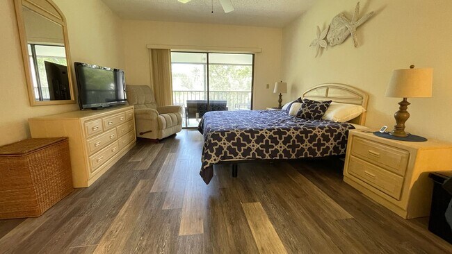 Building Photo - 2 BR Condo w/ Community Pool-  Monthly Rental available JAN 2026 - MAR 31, 2026
