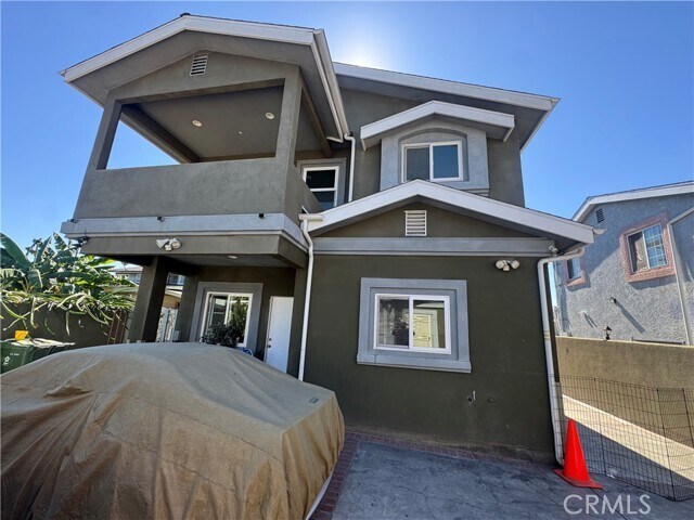 Building Photo - 3533 W 109th St