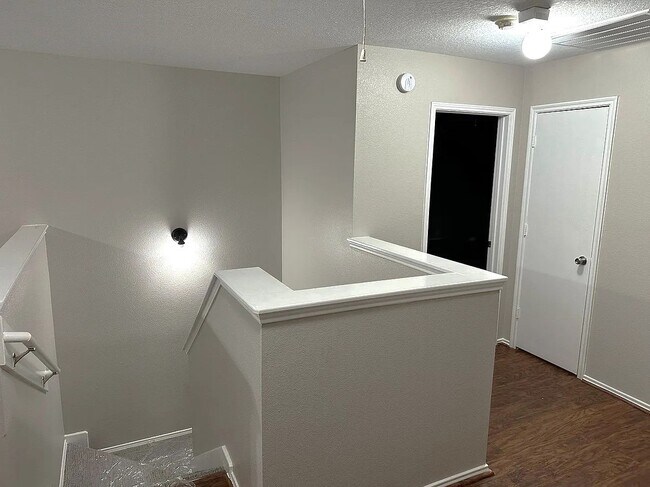 Building Photo - 4811 Pebble Bluff Ln