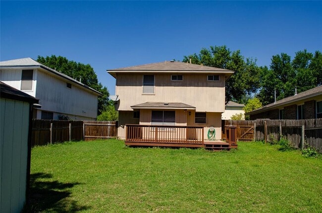 Building Photo - 505 Shant St